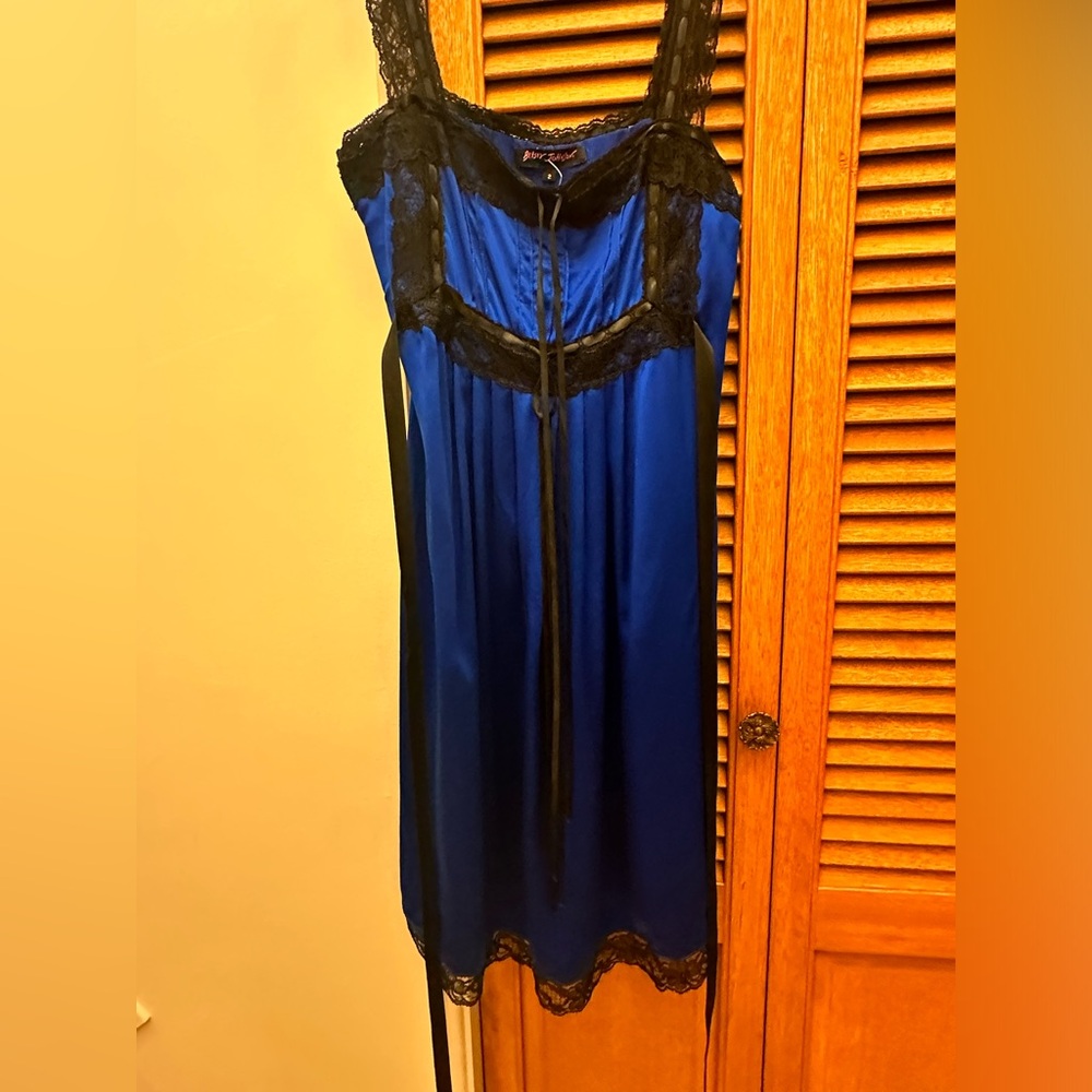 100% Silk Vintage Betsey Johnson Dark Blue Lacy Dress Size 2